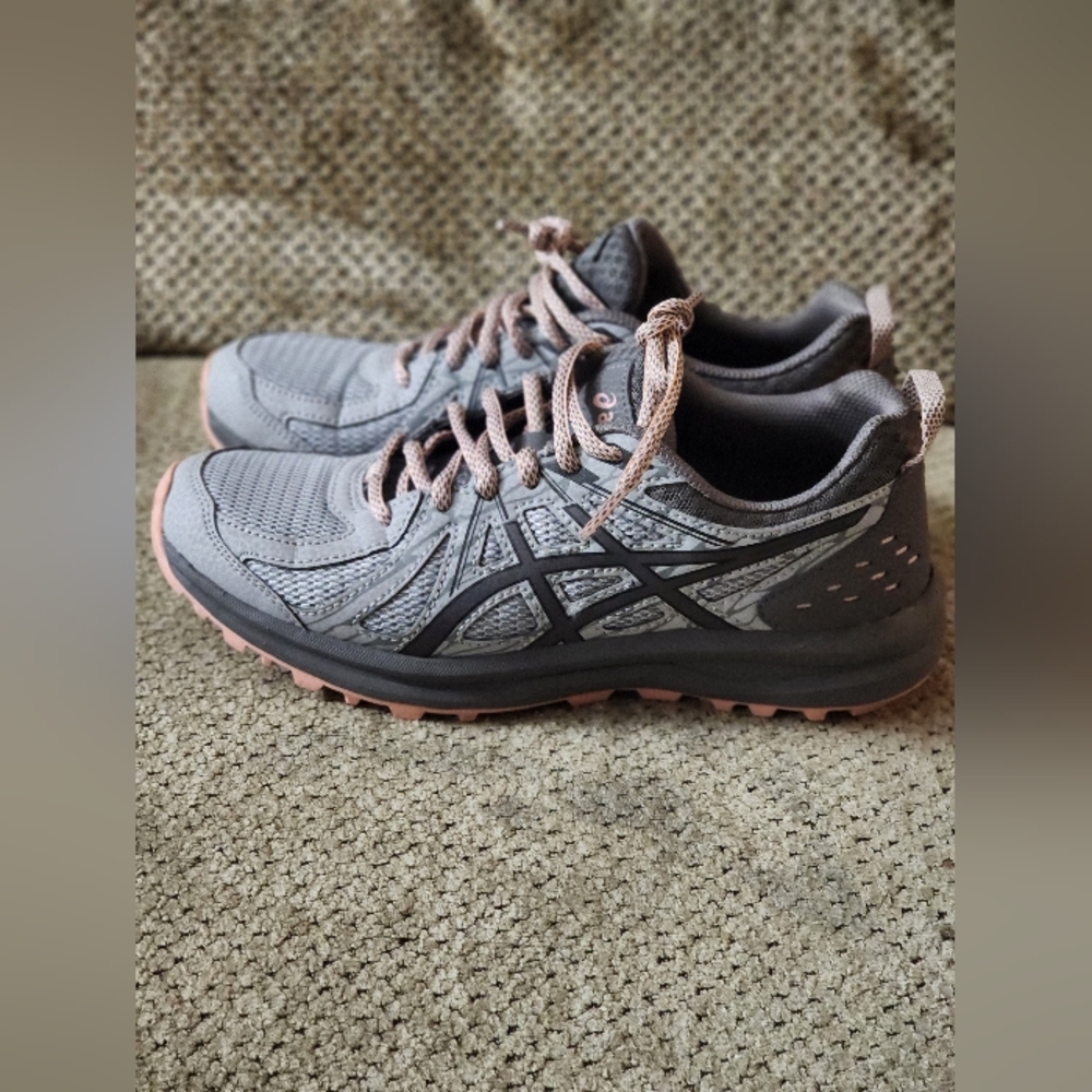 ASICS Frequent Trail Women Shoes